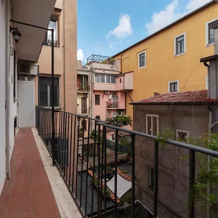 Santa Maria Maggiore Updown アパート *